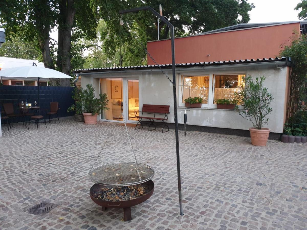 Ferienwohnung Lindenhof, Zentrumsnah Mit Terrasse Und Grillmoeglichkeit Magdeburg Kültér fotó